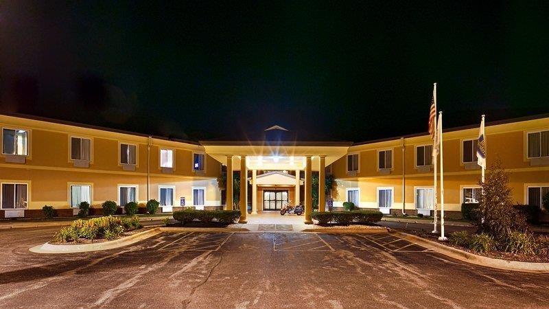 Best Western Annawan Inn Bagian luar foto